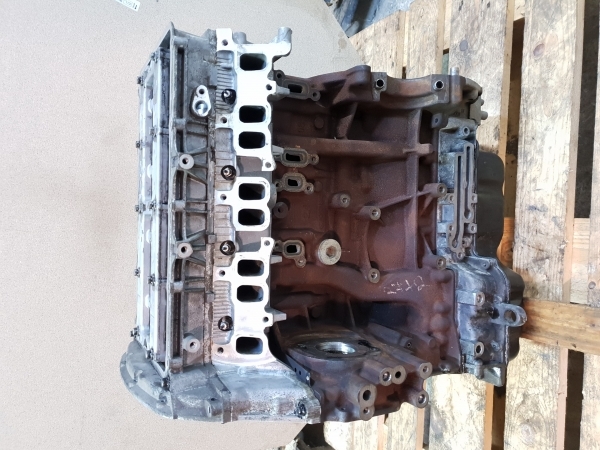 Reparatii blocuri motoare ambielate FORD TRANSIT (2011-)